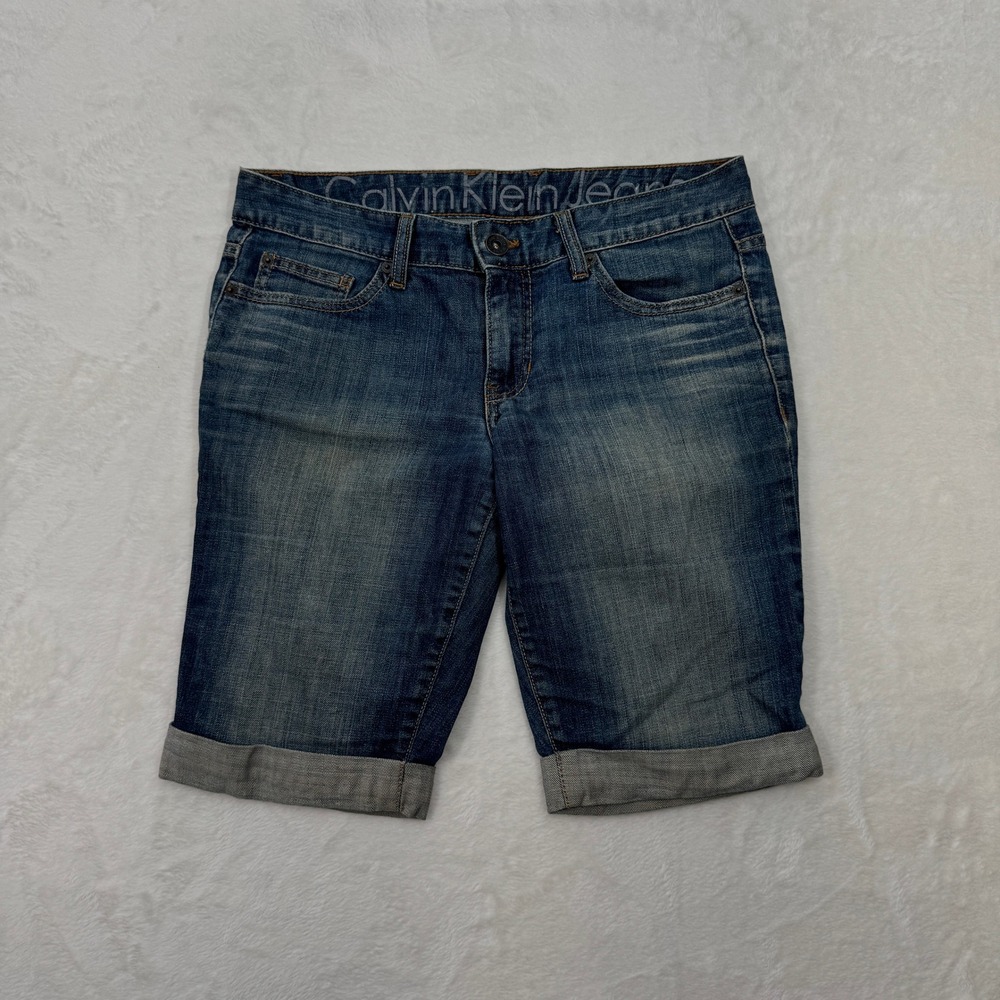 Calvin Klein Jeans Shorts Womens 28/6 Blue Medium Wash Cuffed Stretch Denim